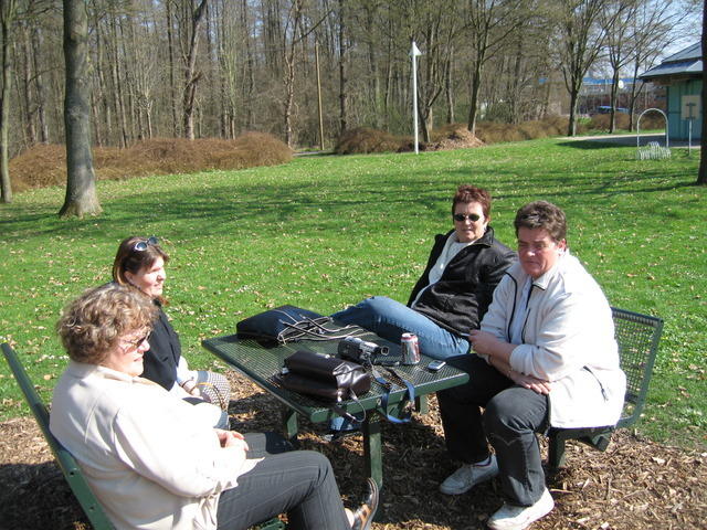 06-04-08-0098