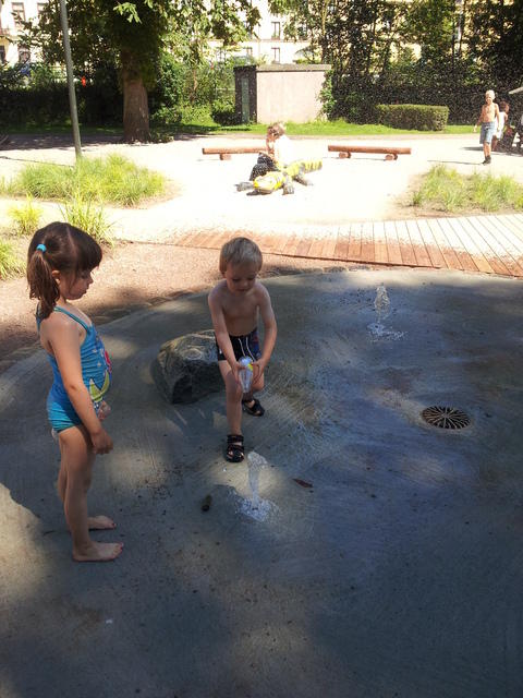 2012-07-25-14-47-21